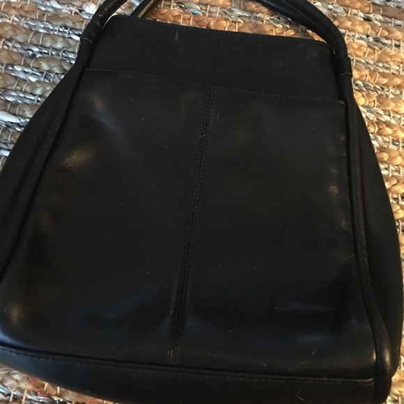Nine West Black Leather Shoulder bag. - Picture 2 of 3